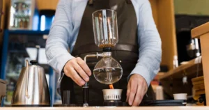 Bình Syphon là gì? Trải nghiệm uống cà phê pha từ bình Syphon sẽ như thế nào?